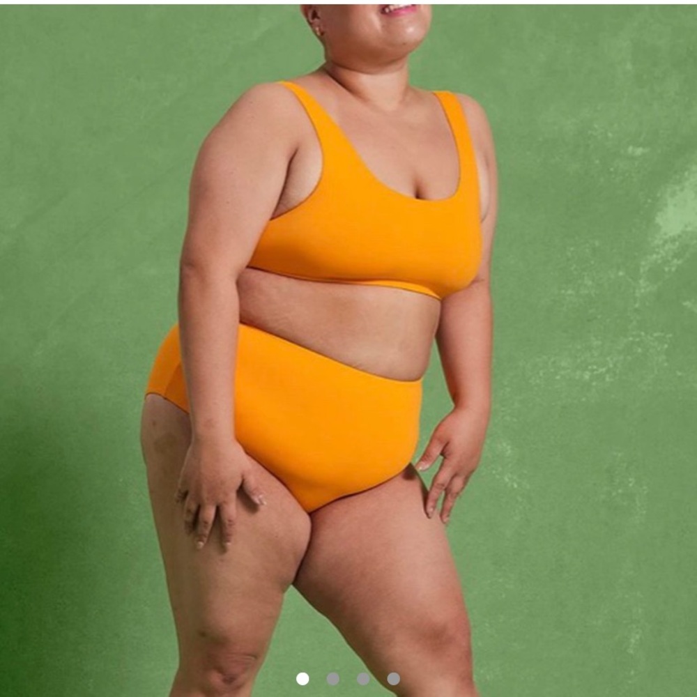 Girlfriend collective swimsuit! (Spritz)